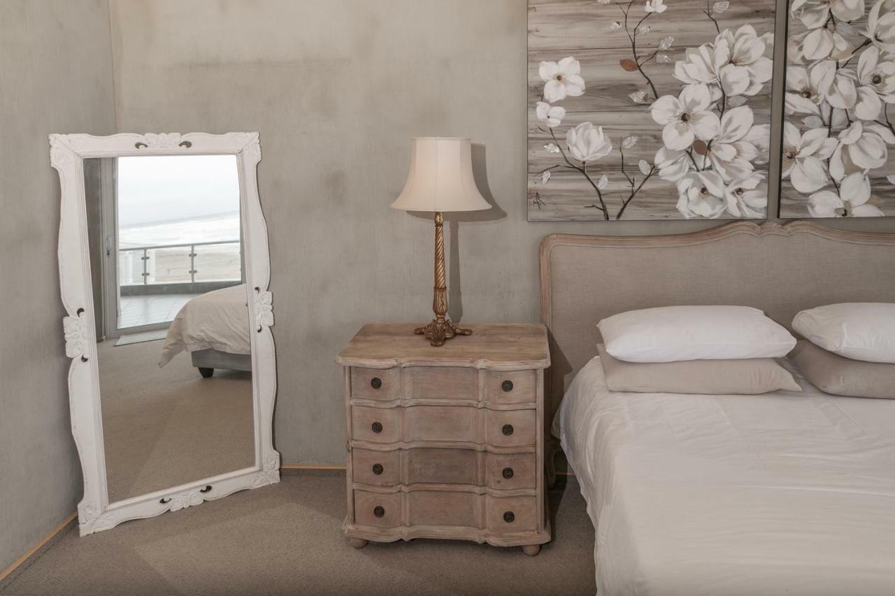 Blue Pearl - Situated Right On The Beach Swakopmund Luaran gambar